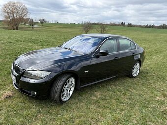 BMW Řada 3, 330i - XENONY - 4