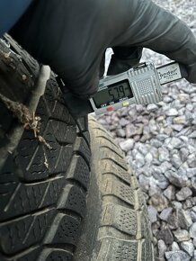 205/60 r17 Pirelli zimní - 4