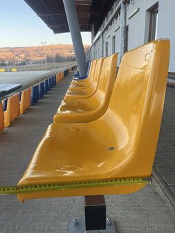 Tribunové sedačky - 4