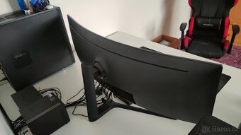 Samsung C49J89 - 4
