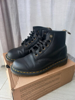 Dr. Martens Vegan 43 - 4