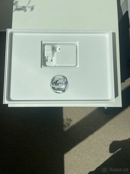 MacBook Pro 15” - Intel Core i7, 16 GB RAM, 512 GB SSD - 4