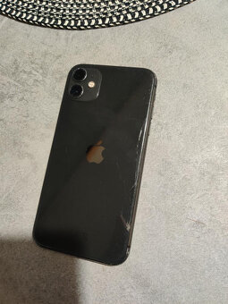 Apple iPhone 11 64GB - 4