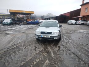 Škoda Octavia 1.6 - 4