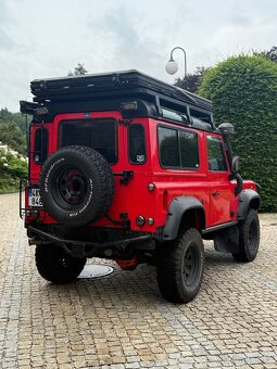 Land Rover Defender - 4