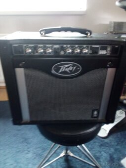 Prodám komplet kytaru Starsound a Peavey Rage 258 - 4