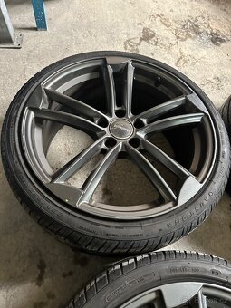 5x112 r19 235/35r19 letní - 4