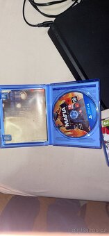PS4 slim 500GB + hry zdarma (nba 2k, mafia) - 4