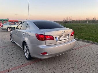 Lexus is220d 2007 - 4