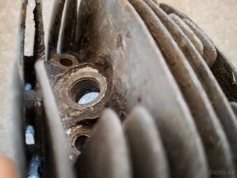 Jawa pionýr hlava motoru - 4