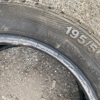 Zimní pneu 195/50 R15 82T Barum 6mm - 4