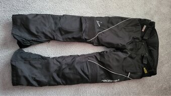 Set motorkářského oblečení německé značky Genese - 4