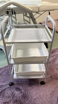 Kosmetický nábytek - 4