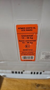 Britax Römer KidFix SL od 15 do 36 kg (tzn. cca od 4 do 12 l - 4