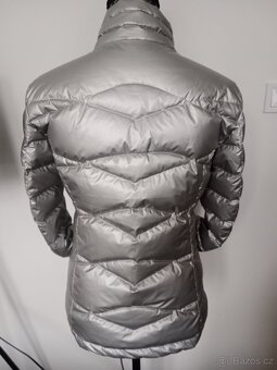 Empirio Armani vysoce luxusní zimní péřová bunda - 4