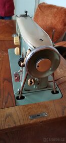 Prodám šicí stroj Lada 236 - 4