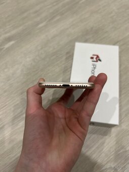 IPhone 8 - 4
