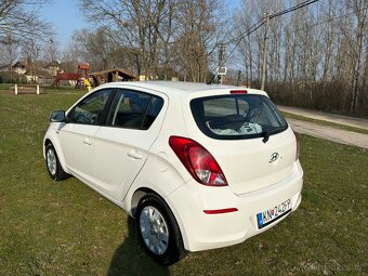 Hyundai i20 1.2i 16V Classic - 4