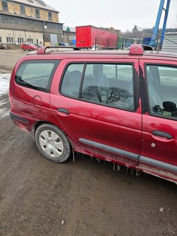 Renault Megane 1.6 r.v.2000 - 4