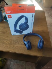 Sluchátka JBL 520 BT - 4