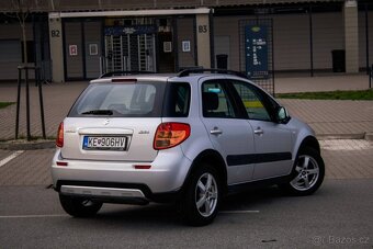 Suzuki SX4 1.5 GLX Urban Line - 4