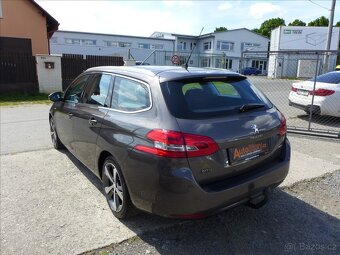 Peugeot 308 2,0 HDi FULL LED,TAŽNÉ,SERVIS - 4