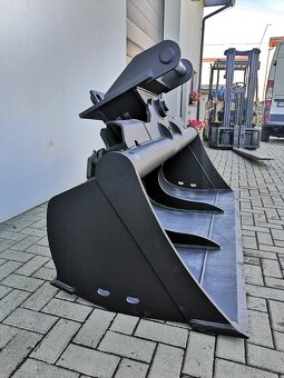 Hydraulická svahovací lžíce Lehnhoff MS10 skladem - 4
