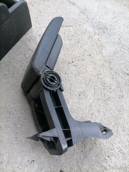 Loketní opěrka z bmw e46 - 4