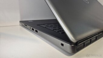 Dell Precision 7760 - 4