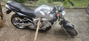 Yamaha fz6 2004 - 4