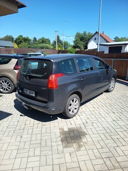 Peugeot 5008 - 4
