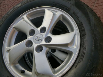 Zimní alu sada originál Hyundai ix35 5x114,3 6,5Jx16 ET45 - 4
