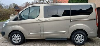 Ford Tourneo Custom 2,2 TDCi L1H1 114 kW Titanium - 4