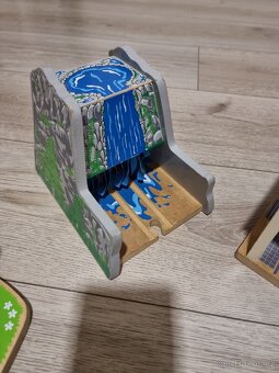 Dřevěné koleje a příslušenství - 4