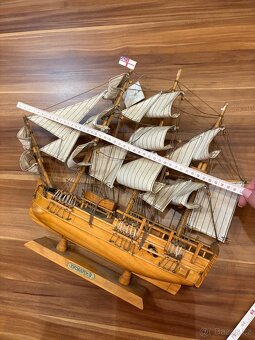 Model lodi endeavour - 4