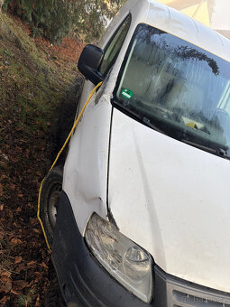 Prodám VW Caddy poškozené 2,0SDI - 4