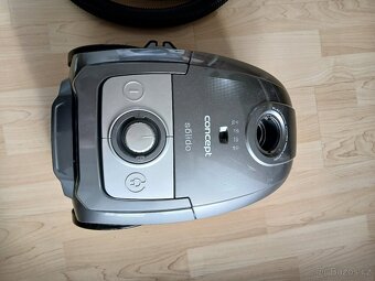 Prodám vysavač Concept VP 8072 (téměř nový, málo užívaný) - 4