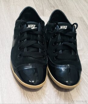 Nike Originál Dámské Kožené Boty Dívčí Baleríny Vel. 37.5 - 4
