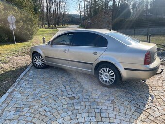 Škoda Superb 1.9D 96kw - 4