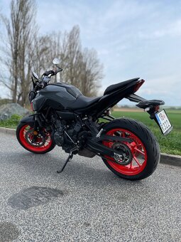 Yamaha MT-07 - 4