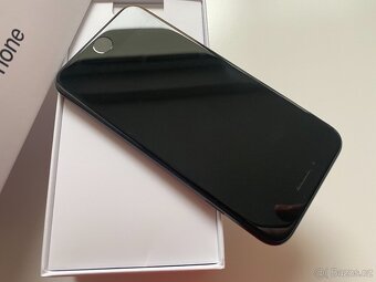 Apple iPhone SE (2020) 64GB Black TOP stav, ZARUKA - 4