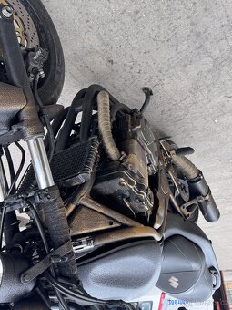 Suzuki bandit - 4