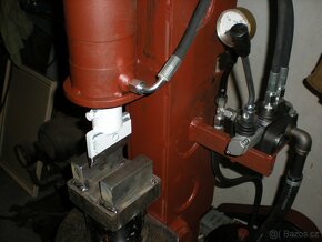 Hydraulicky lis - 4