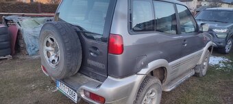 Nissan terano - 4
