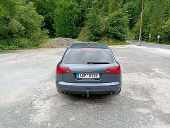 Audi A6 - 4