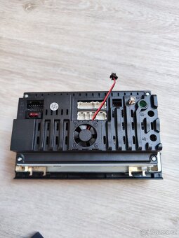 2DIN rádio s carplay/android auto pro Audi A4 B7 a B6 - 4