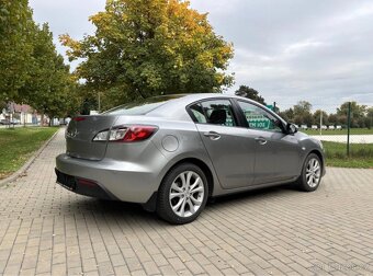 MAZDA 3 2.0 111 KW EXCLUSIVE-LINE ROK 2011 - JEN 107 000 KM - 4