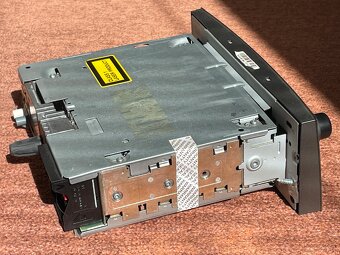 Autorádio + Ovládací panel Peugeot 407 - 4