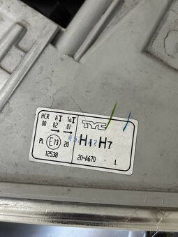 Přední světla - Škoda Octavia 2 před faceliftem - 4