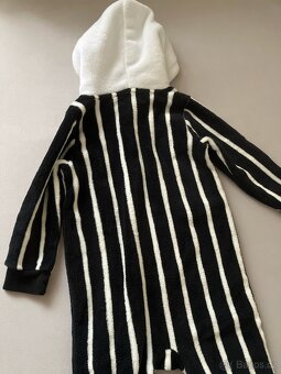 Karnevalový kostým vel. 92 - overal - 4